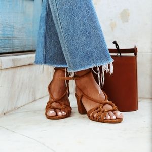 Sezane gloria sandal in camel